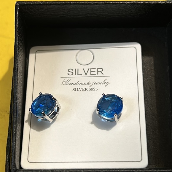 Tanzaine gem necklace with earring - Picture 5 of 7